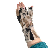 Fingerless dog print fleece gloves 