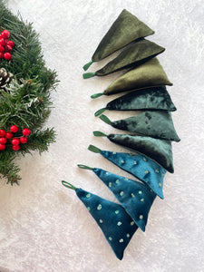 Green Small Velvet Christmas Hanging Tree Decor Set of 9